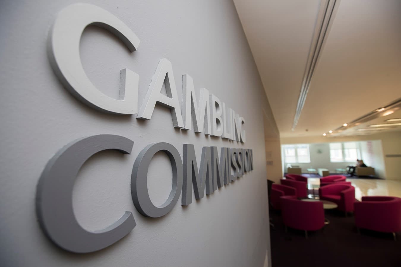 Regulatorisk casino-compliance illustreret ved Stakelogic-sagen om spiltempo i slots